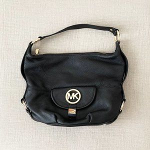Michael Kors Fulton Hobo Large Pebble